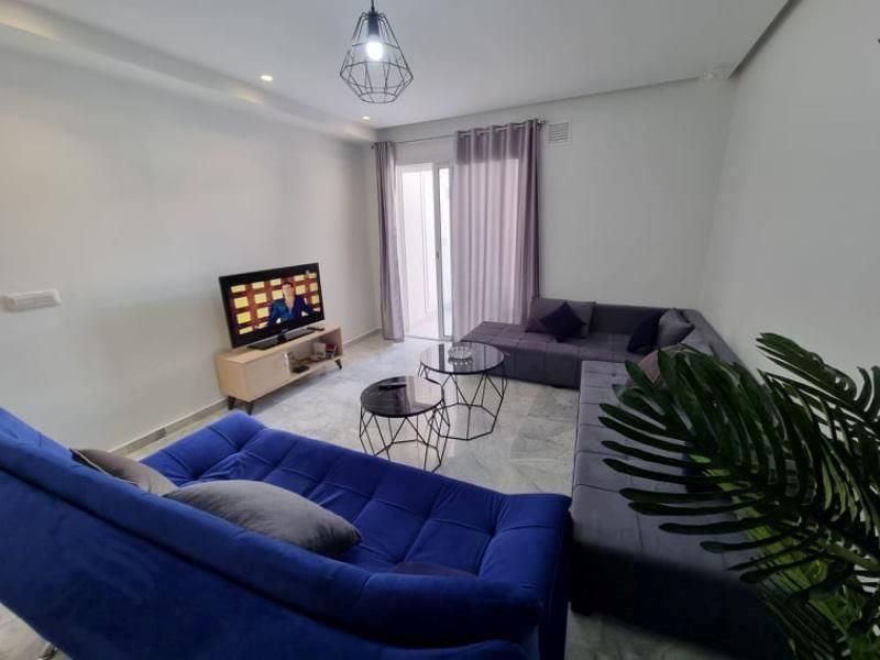 Appartement fuchsia app meublé