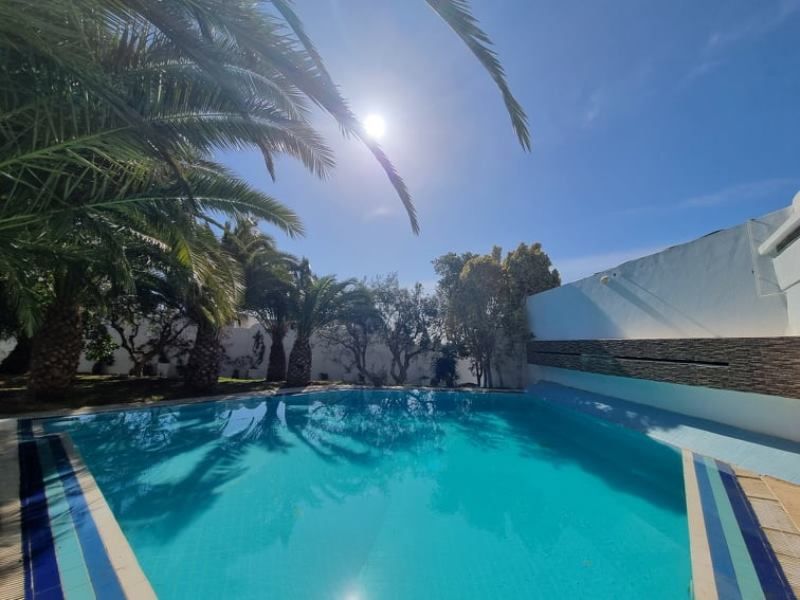 Villa patriciaréf:  avec piscine loc estivale