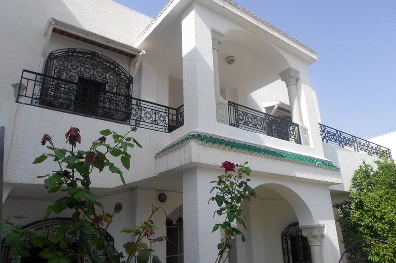Villa av au cente ville hammamet