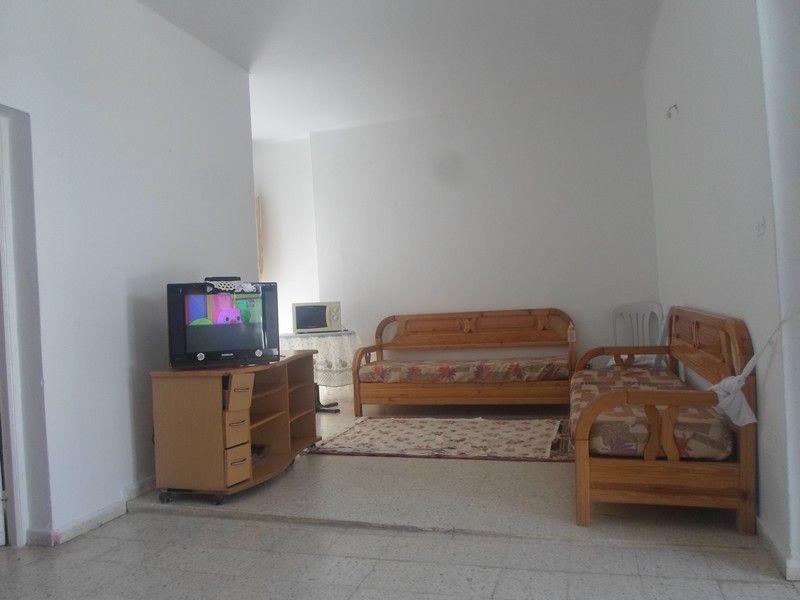 Av une belle maison de style arabesque avec un petit studio