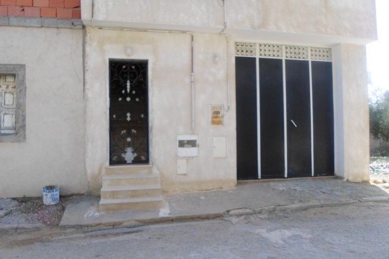 Une maison de lux ch