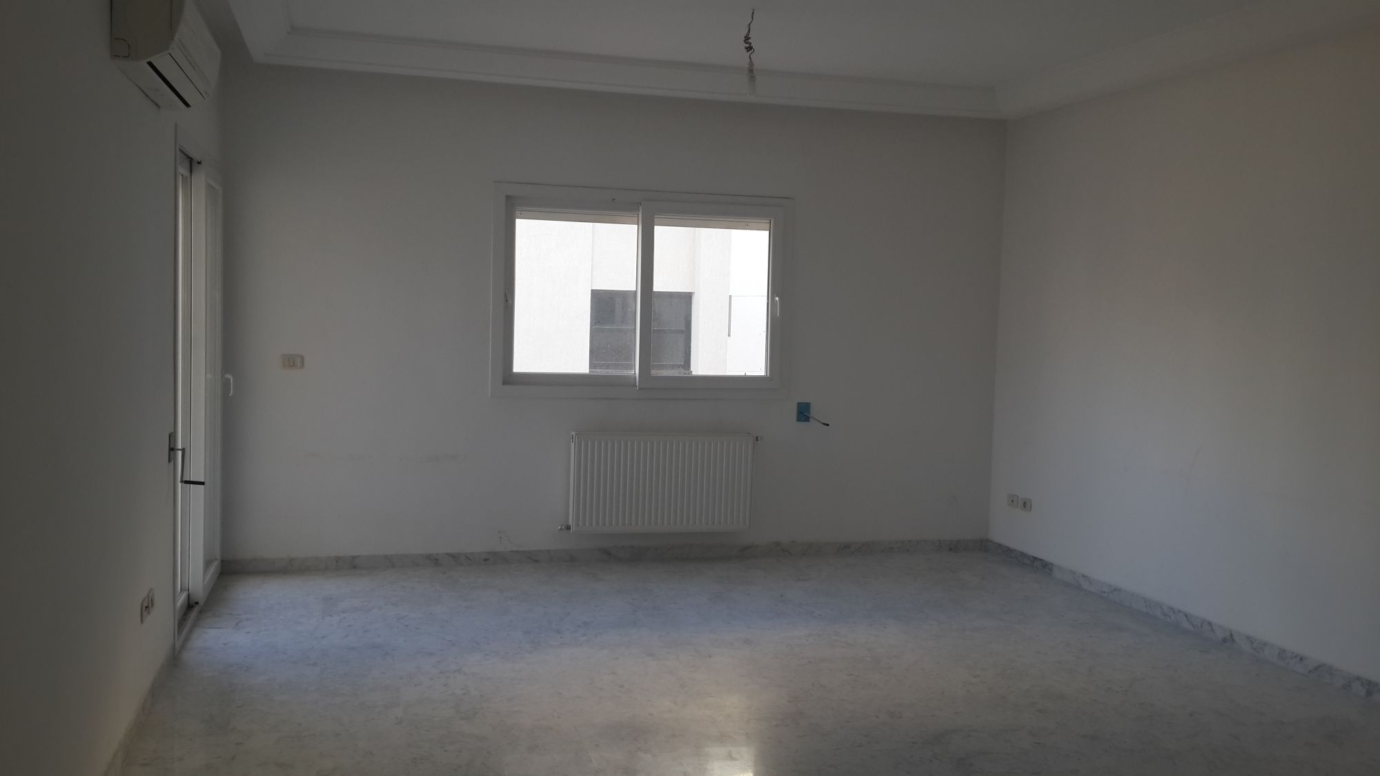 Appartement spacieux haut standing aux berges du lac