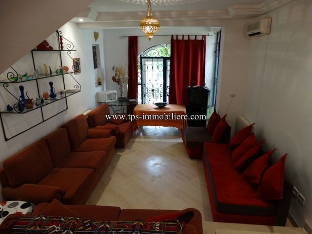 Duplexe rousse résidence jannet