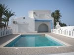 villa haut standing avec piscine à tézdaine Djerba