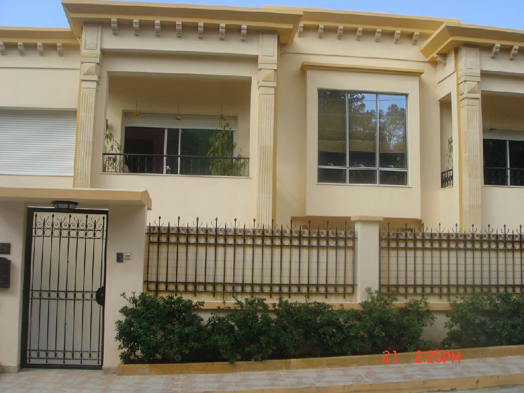 Villa tres haut standing vente maison à face chalet ali mhenni