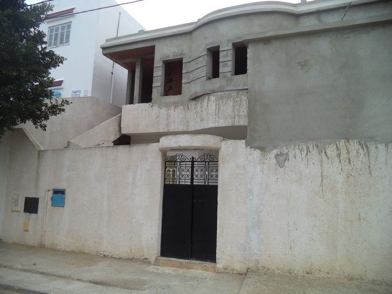 Villa rdc avec étage inachevée à bareket sehel