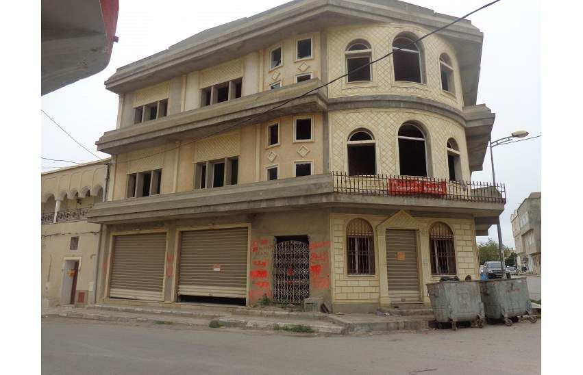 Un immeuble à grambalia 410 md