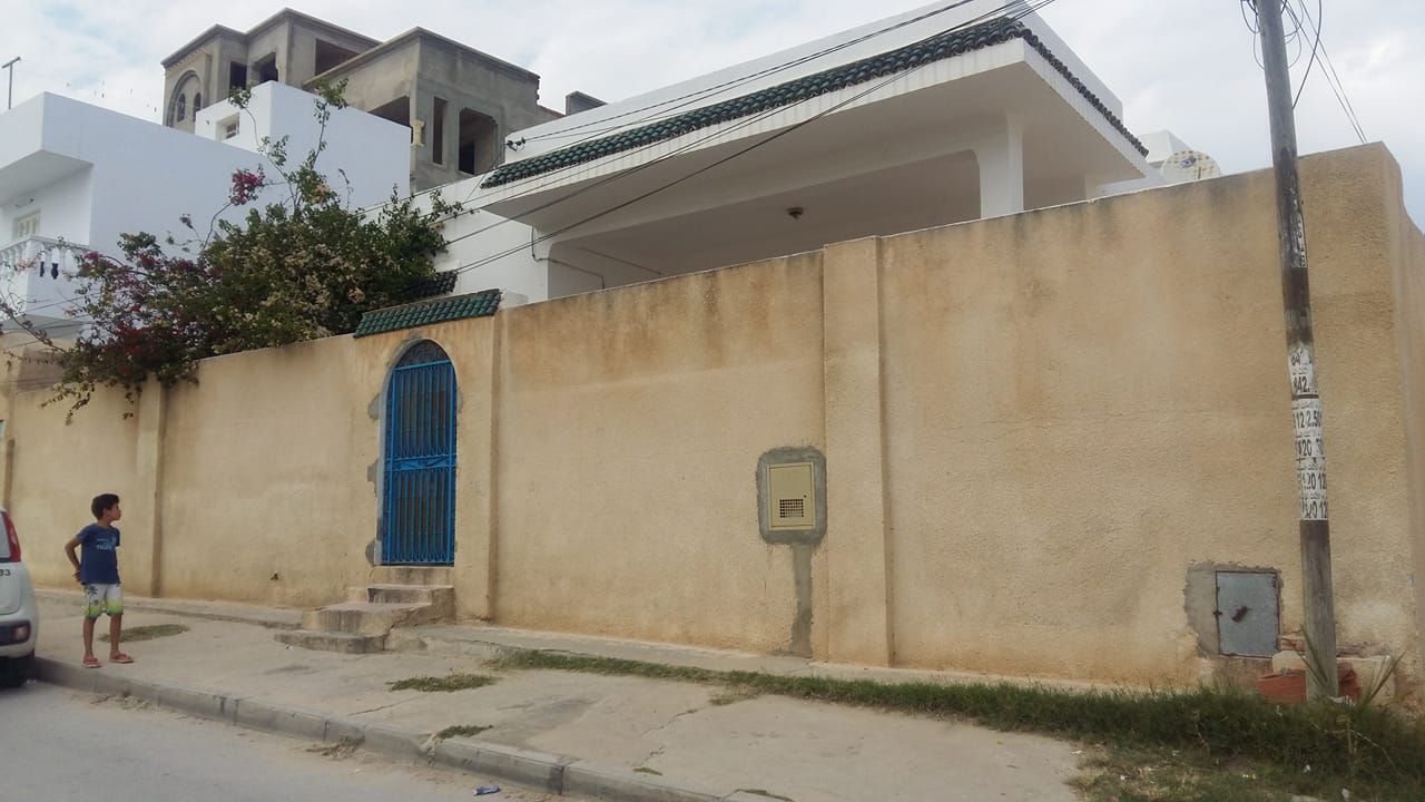 Av belle maison proche carrefour hammamet nord