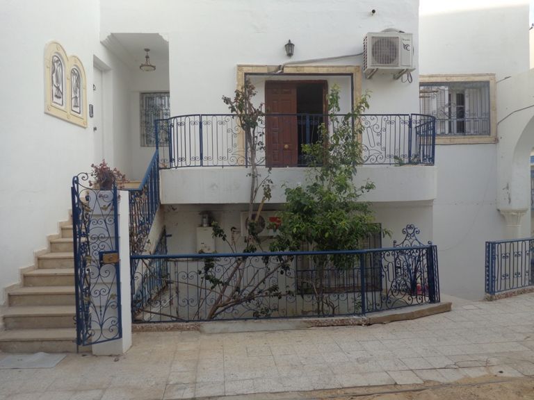 En 1er étage de hammamet nord un appartement a vendre g