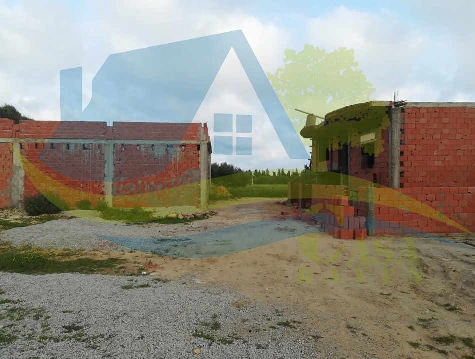 أرض في قليبية فيها 150 م ب 21 مليون