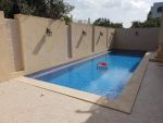 villa S+5 avec piscine et plage privée