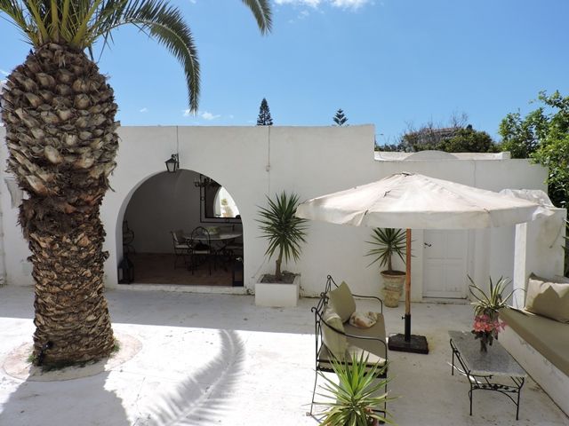 Villa la gare g av à hammamet centre