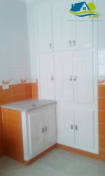 دار للكراء على طول