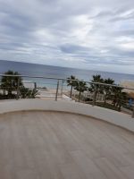 Villa de 300 m 2 sans meuble