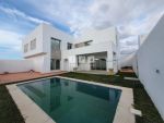 Villa à louer à l'année zone chraf non meublée avec piscine