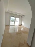 A vendre : un appartement s+3 situé à enasser