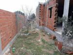 Grande maison inachevée à vendre à 180 md