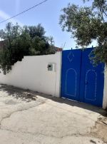 Av une maison 145md située a hammamet basbasia