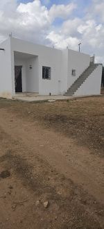 Maison 700m bessbesya