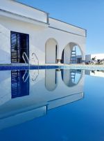 Une superbe villa avec piscine en cours de finition