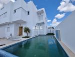 Villa pigment à vendre à hammamet nord avec belle vue de mer