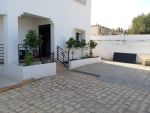 Av belle villa avec jardinet piscine à manchare hammamet