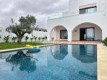 Villa à hammamet à 800 mètres de la plage sur 490m² de terrain