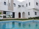 Mes villas de luxe réf:villa avec piscine