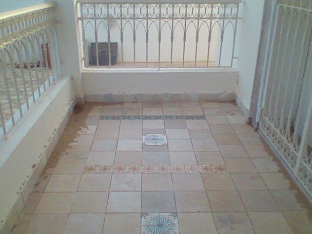 terrasse marbre vieilli et céralique doremail