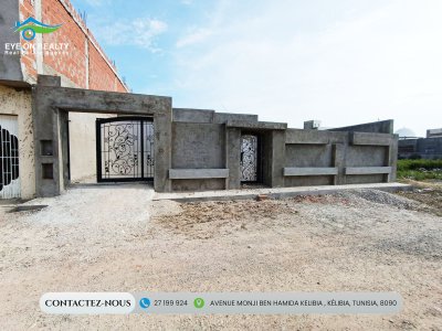 Villa with unfinished pool in Kélibia