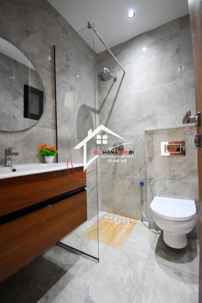 a louer pour vacance s+2 vue mer avec place parking sous sol