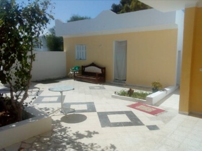 Hammamet sud une maison de 300m