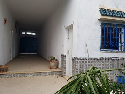 hammamet sidi hammed un local commercial avec studio et jardin