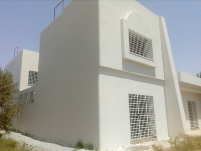 villa sur 3niveaux 850m