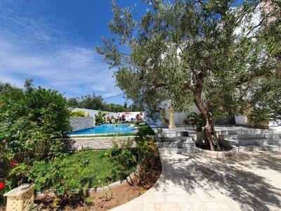 Villa BONHEUR Réf:  villa avec piscine
