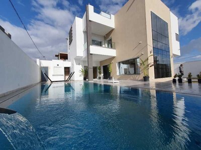 Villa WAVE Réference:Villa WAVE Réf: