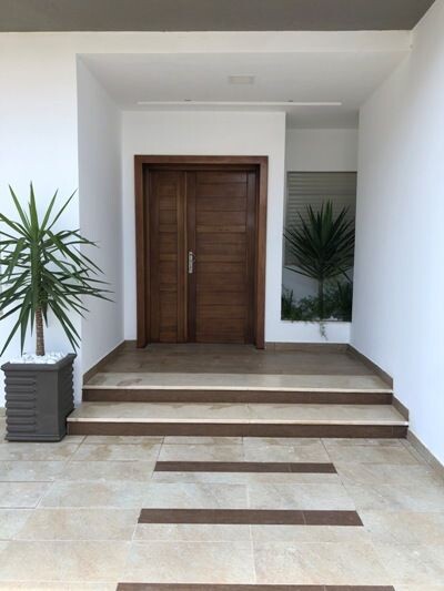 Villa Sola av à jinen beni khiar