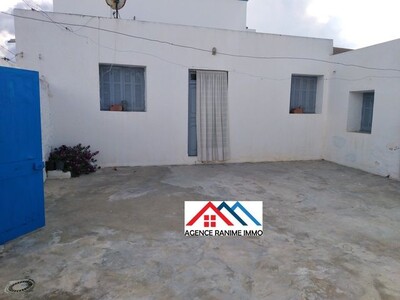 Maison ds 180m² au c ville el haouaria cap bon