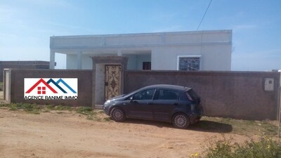 Villa indépendante ds 500m² a la mer el haouaria
