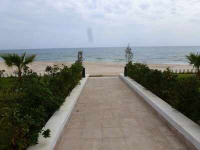 Bel appartement tout neuf S+2 Résidence bord de mer