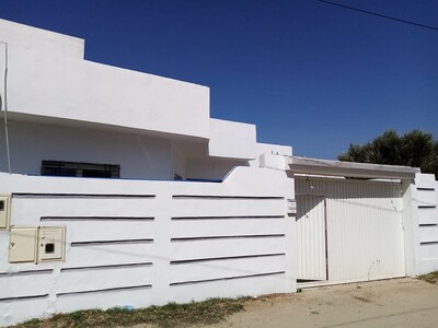 Une belle maison à vendre à hammamet bir bouregba