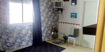 A V un appartement dans une résidence gardée