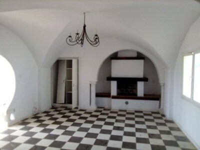 A Vendre duplex vue sur mer pas loin centreville Hammamet