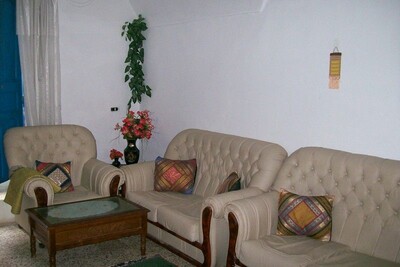 a small house: good deal