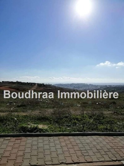 vendre Terrain à Cité Ennasr