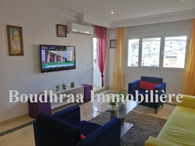 Joli Appartement avec terrasse à cité ennasr
