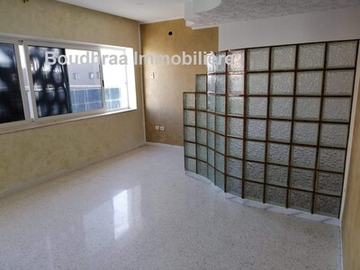 Bureau agence au Lac