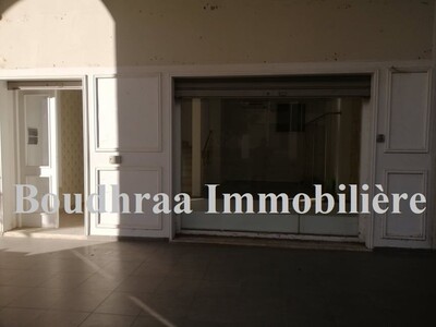 Local Commercial double étages au Lac