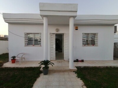AV une trés belle à Hammamet m
