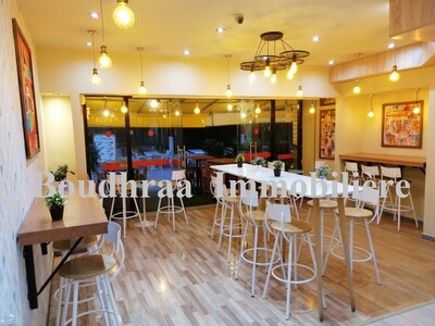 Coffee Shop avec terrasse au Lac